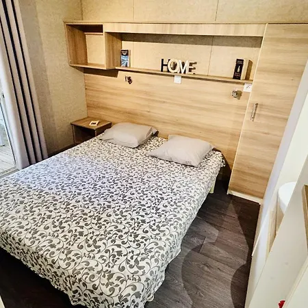 V Equipe Proche Vakantiehuis Pianottoli-Caldarello (Corsica)